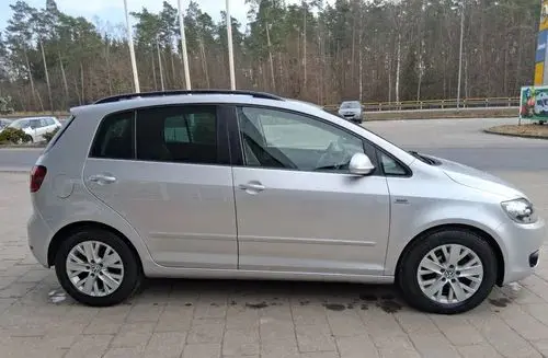 VOLKSWAGEN Golf Plus 