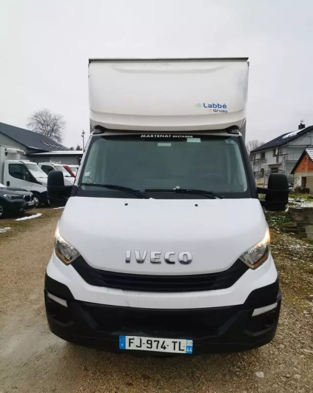 IVECO 3.0-150KM Daily 35C15 Kontener długi rama 35-150 kiper Klimatyzacja długi rozstaw 