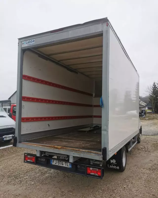 IVECO 3.0-150KM Daily 35C15 Kontener długi rama 35-150 kiper Klimatyzacja długi rozstaw 