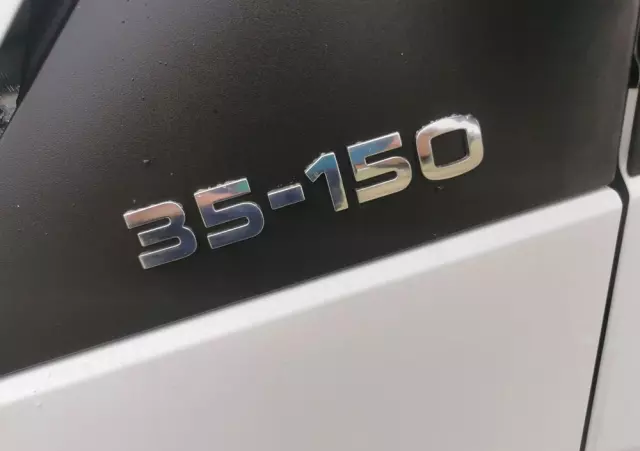 IVECO 3.0-150KM Daily 35C15 Kontener długi rama 35-150 kiper Klimatyzacja długi rozstaw 