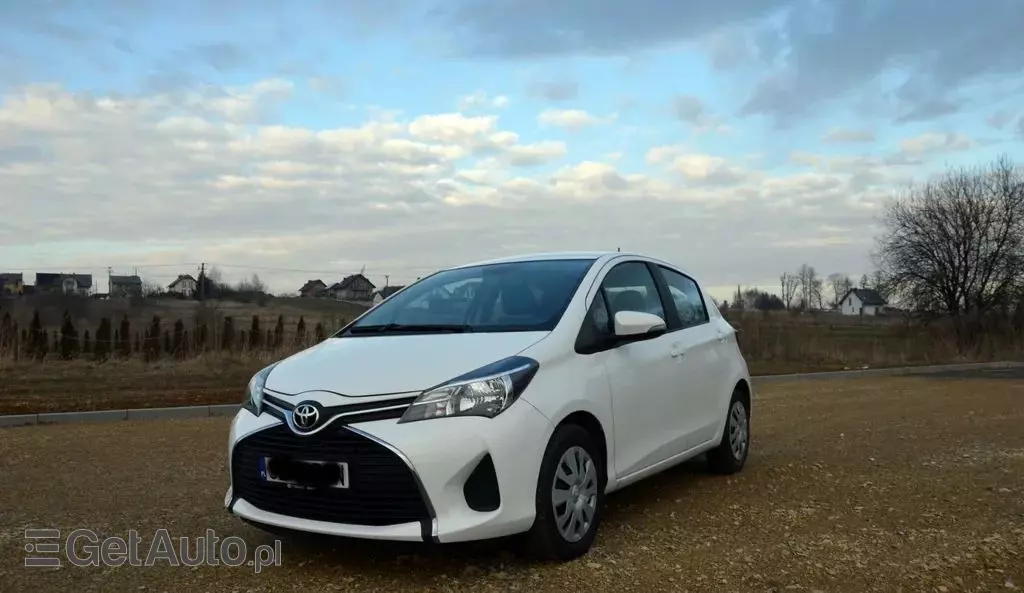TOYOTA Yaris 