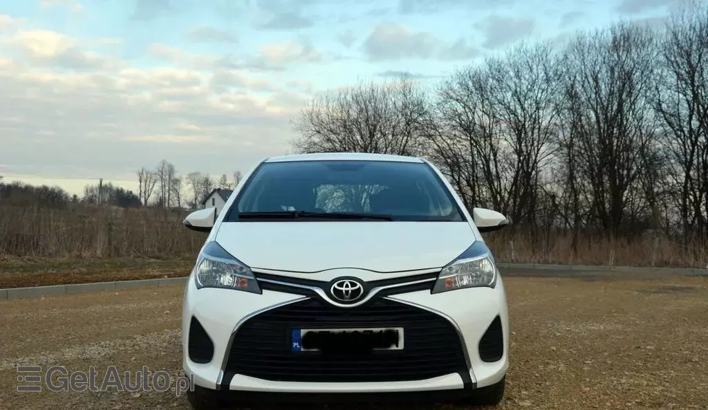TOYOTA Yaris 