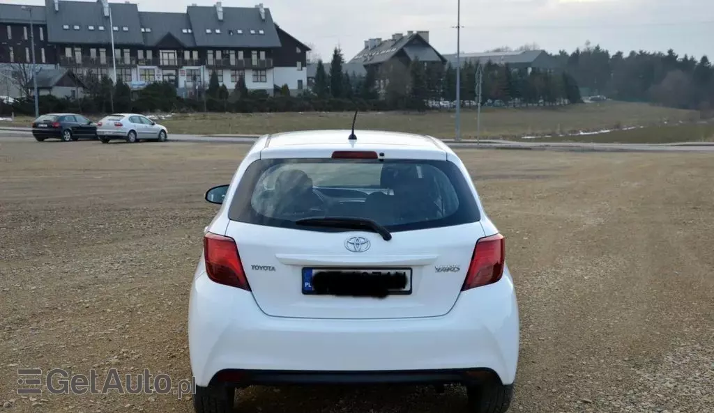 TOYOTA Yaris 