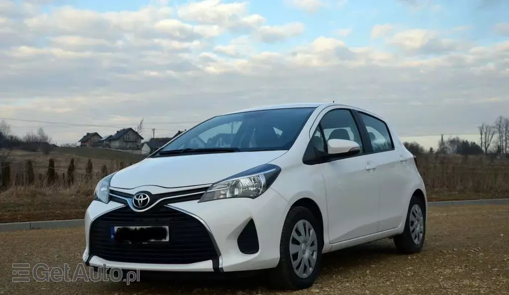 TOYOTA Yaris 