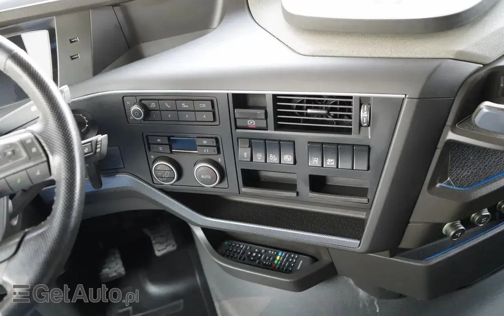 VOLVO FH 460 / I-SHIFT  / I-SAVE / TV / EURO 6 