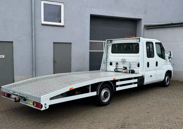 IVECO Daily 35S14D 