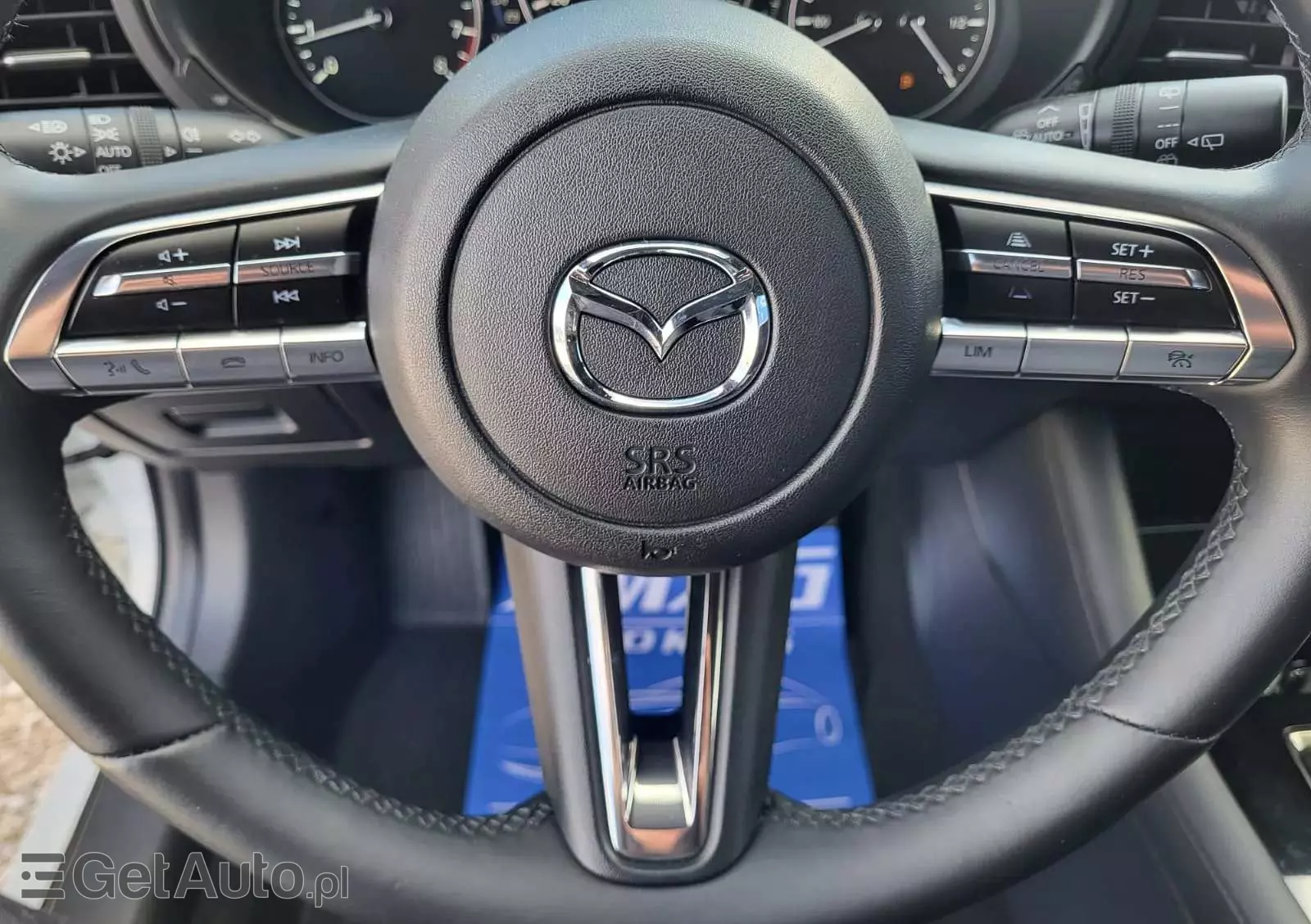 MAZDA 3 SKYACTIV-G 2.0 M-Hybrid