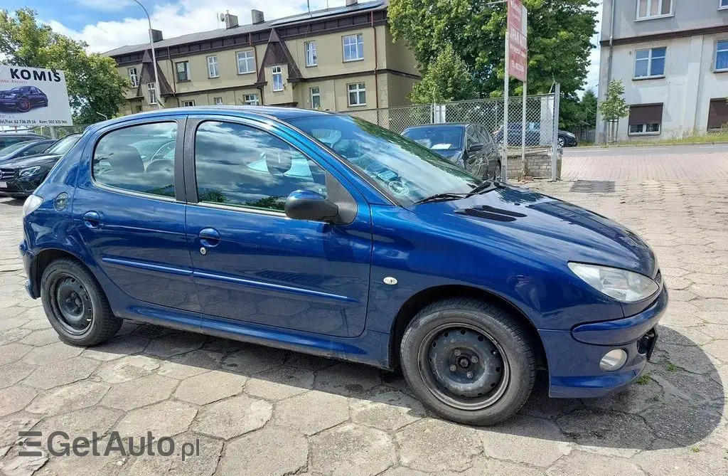 PEUGEOT 206 