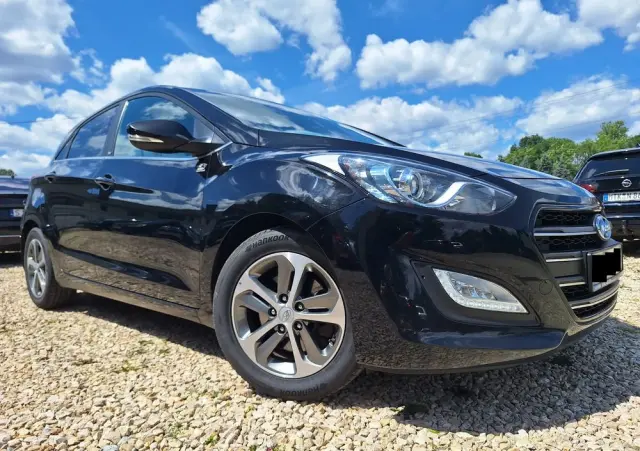 HYUNDAI I30 Blue Kombi 1.6 GDi Passion