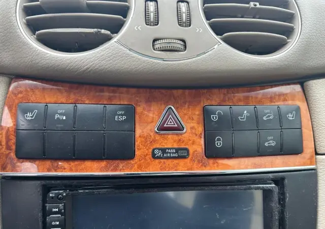 MERCEDES-BENZ CLK 500 7G-TRONIC Avantgarde