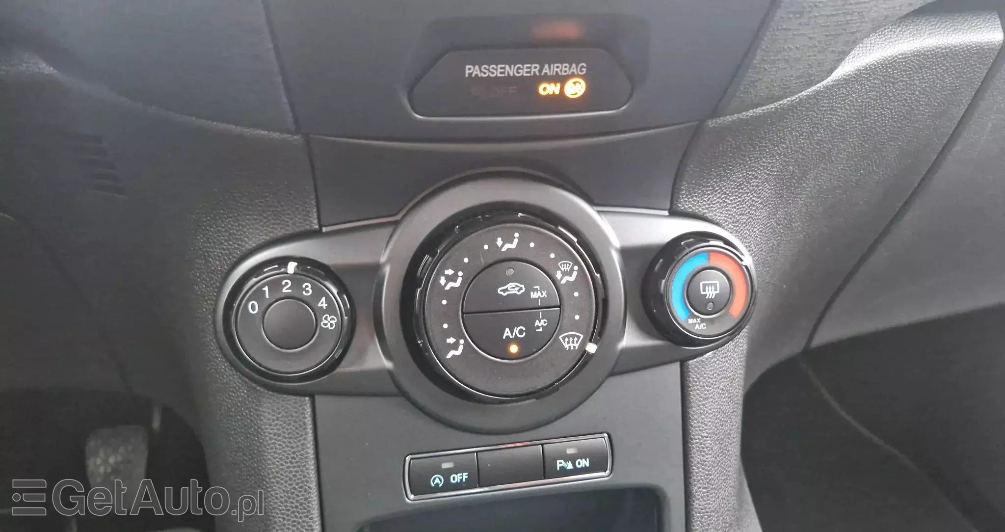 FORD Fiesta 1.0 EcoBoost Titanium