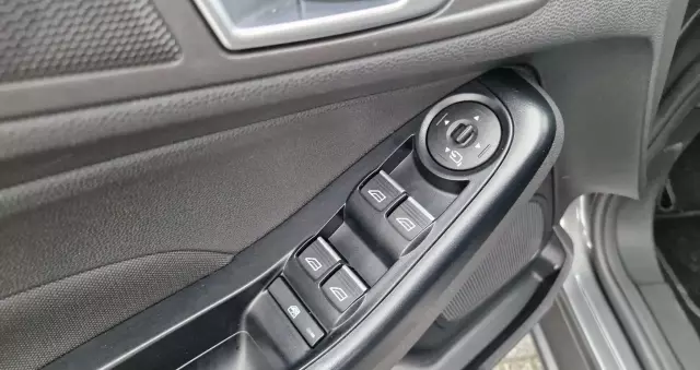 FORD Fiesta 1.0 EcoBoost Titanium