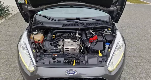 FORD Fiesta 1.0 EcoBoost Titanium