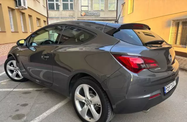 OPEL Astra 