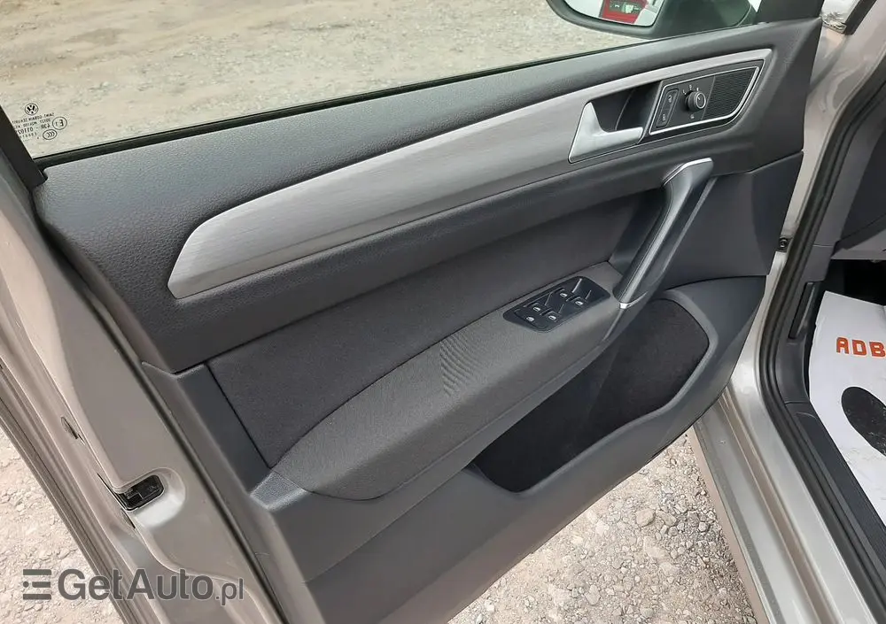 VOLKSWAGEN Golf Sportsvan 1.6 TDI BlueMotion Technology Comfortline