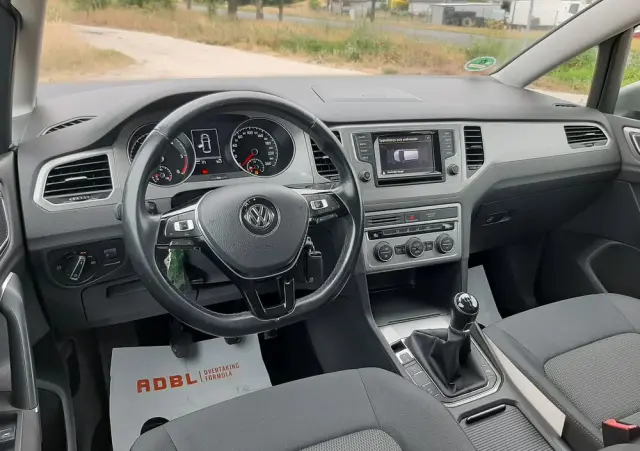 VOLKSWAGEN Golf Sportsvan 1.6 TDI BlueMotion Technology Comfortline