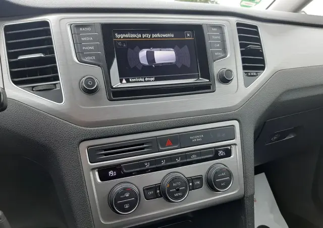 VOLKSWAGEN Golf Sportsvan 1.6 TDI BlueMotion Technology Comfortline