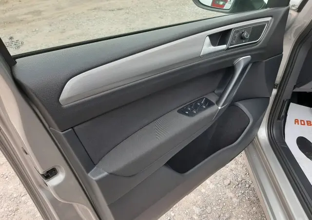VOLKSWAGEN Golf Sportsvan 1.6 TDI BlueMotion Technology Comfortline
