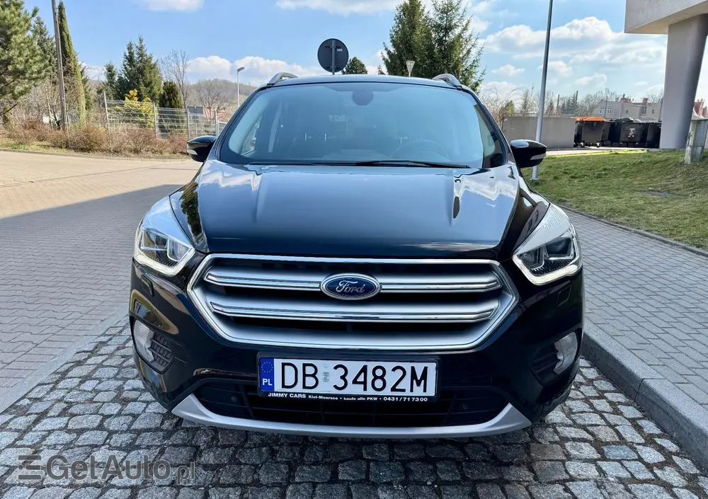 FORD Kuga 1.5 EcoBoost 2x4 Titanium