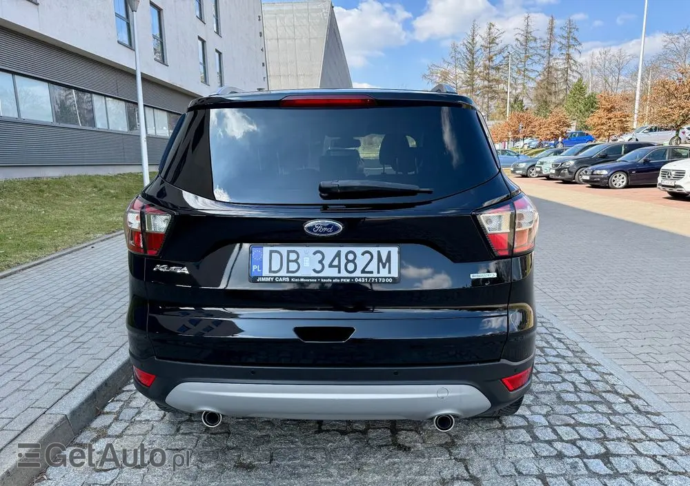 FORD Kuga 1.5 EcoBoost 2x4 Titanium