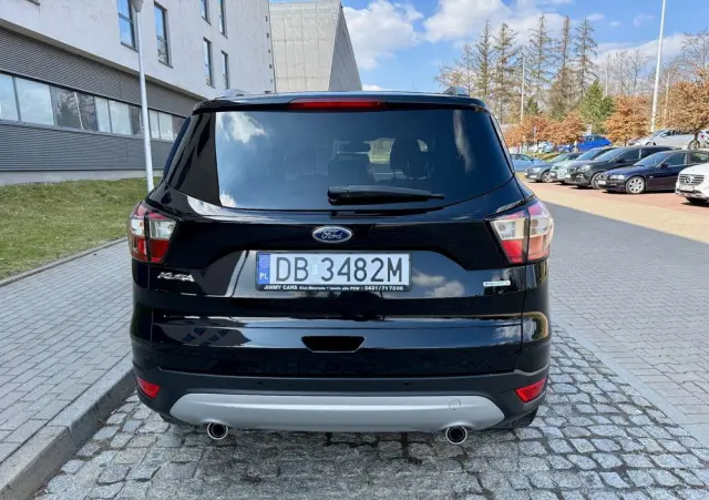 FORD Kuga 1.5 EcoBoost 2x4 Titanium