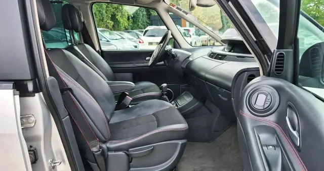 RENAULT Grand Espace 2.0 Navitech