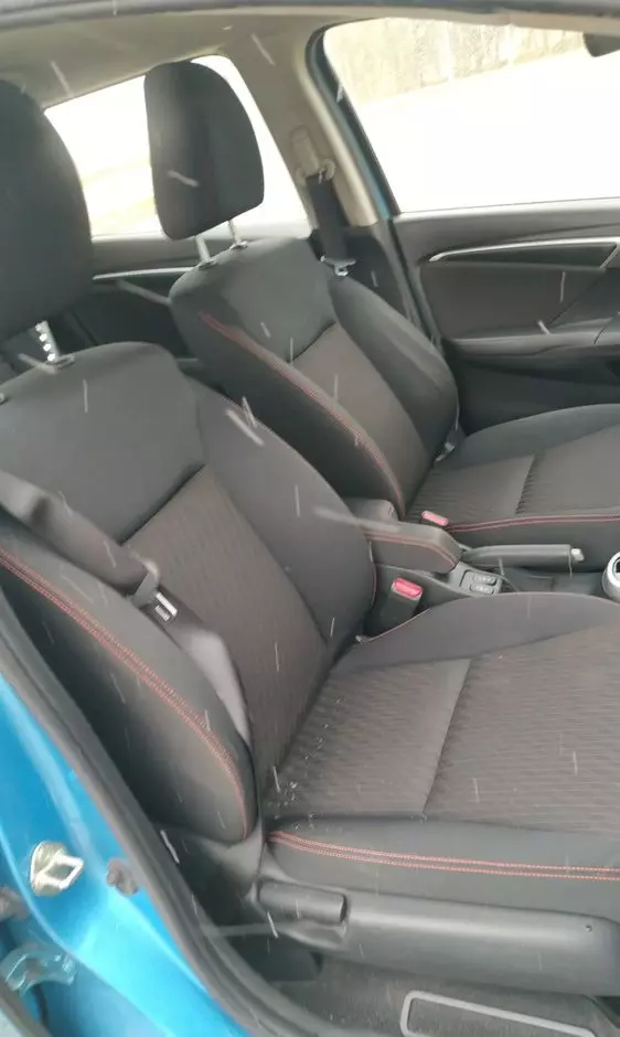 HONDA Jazz 1.5 i-VTEC Dynamic (ADAS) CVT