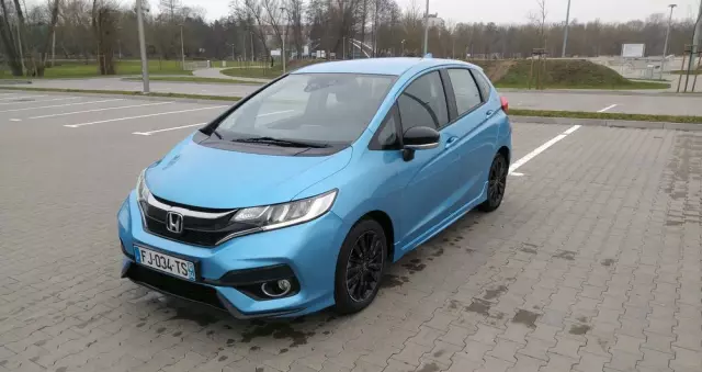HONDA Jazz 1.5 i-VTEC Dynamic (ADAS) CVT