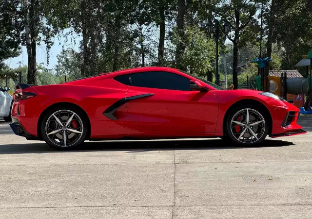 CHEVROLET Corvette Stingray 2LT 6.2 V8 Automatik