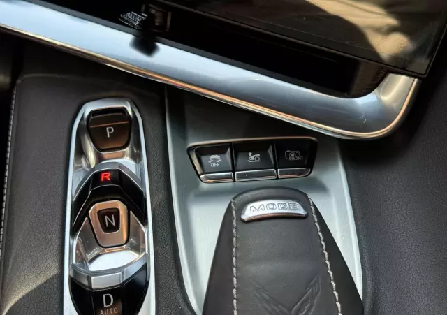 CHEVROLET Corvette Stingray 2LT 6.2 V8 Automatik