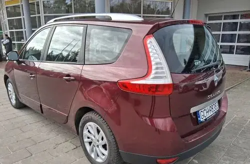 RENAULT Grand Scenic 