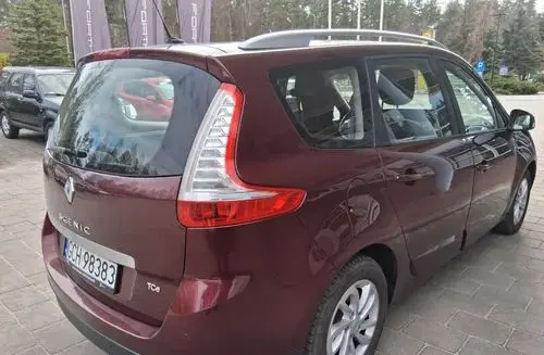 RENAULT Grand Scenic 