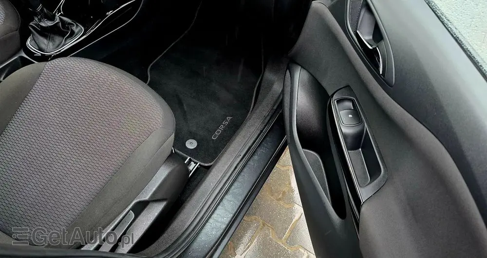 OPEL Corsa 1.4 Active