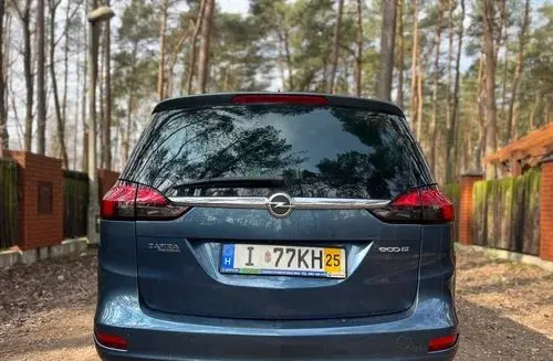 OPEL Zafira 