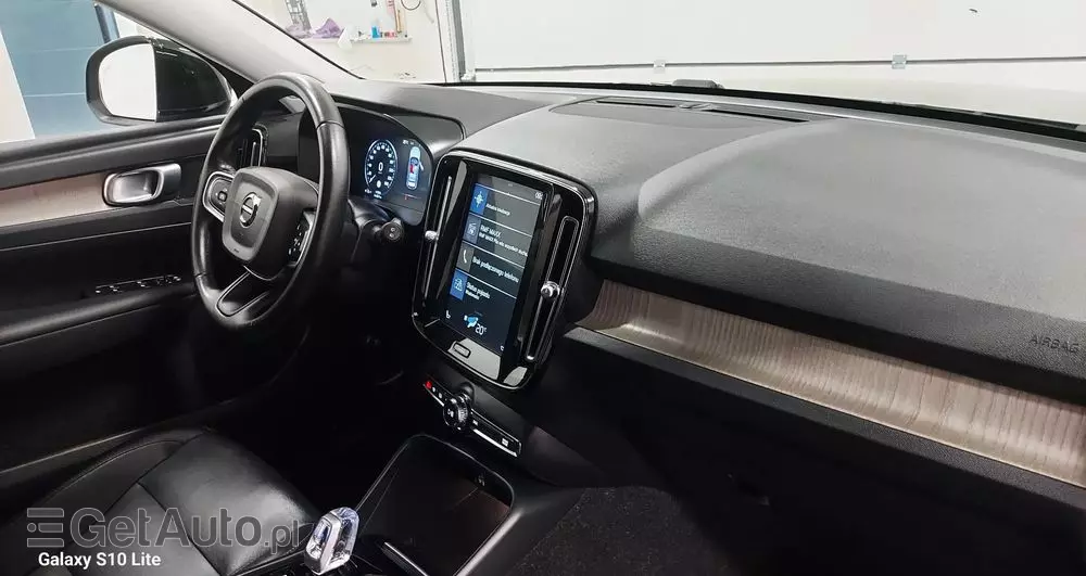 VOLVO XC 40 D3 Inscription