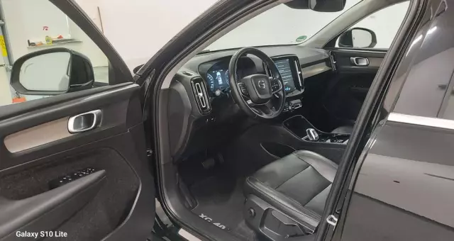 VOLVO XC 40 D3 Inscription