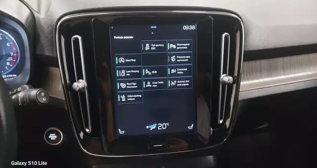 VOLVO XC 40 D3 Inscription