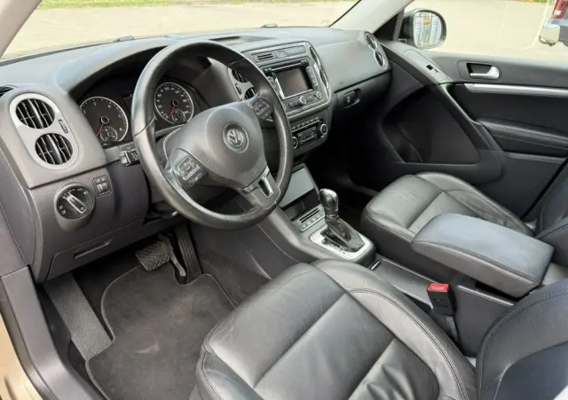 VOLKSWAGEN Tiguan 2.0 TDI 4Mot Sport&Style DSG