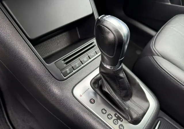 VOLKSWAGEN Tiguan 2.0 TDI 4Mot Sport&Style DSG