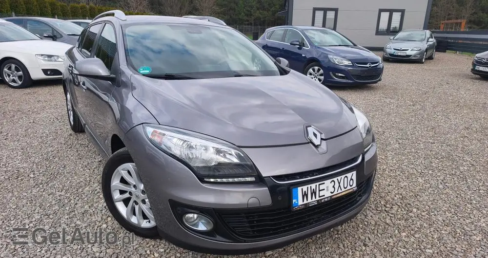 RENAULT Megane 1.6 16V 110 Dynamique