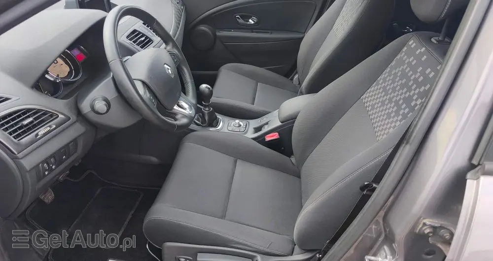 RENAULT Megane 1.6 16V 110 Dynamique