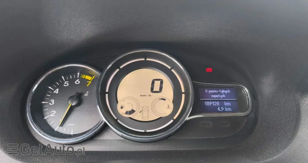 RENAULT Megane 1.6 16V 110 Dynamique