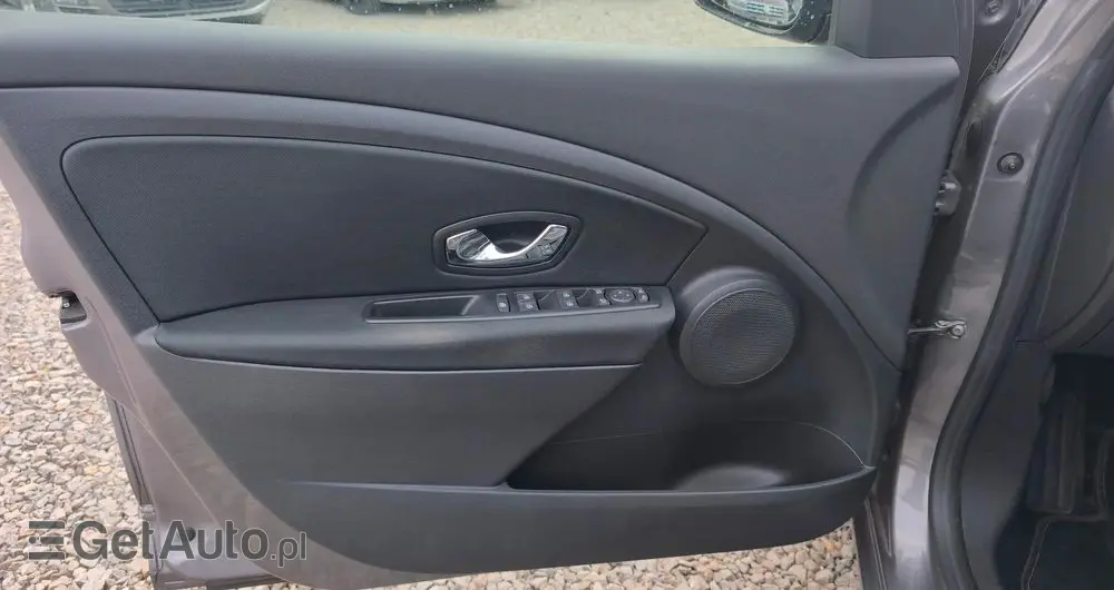 RENAULT Megane 1.6 16V 110 Dynamique