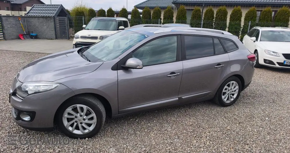 RENAULT Megane 1.6 16V 110 Dynamique