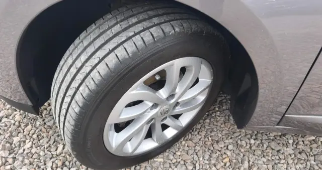 RENAULT Megane 1.6 16V 110 Dynamique