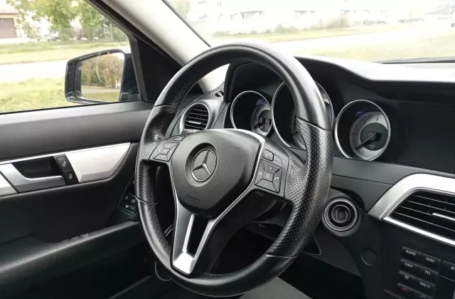 MERCEDES-BENZ Klasa C 