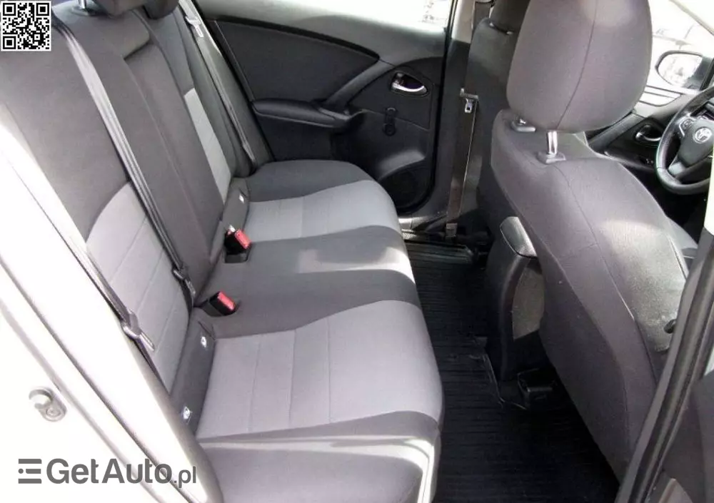 TOYOTA Avensis 1.6 D-4D Active