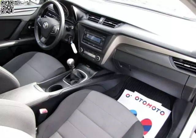 TOYOTA Avensis 1.6 D-4D Active