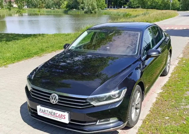 VOLKSWAGEN Passat 2.0 TDI (BlueMotion Technology) DSG Highline