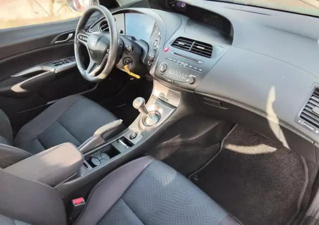 HONDA Civic 1.4 i-VTEC Comfort